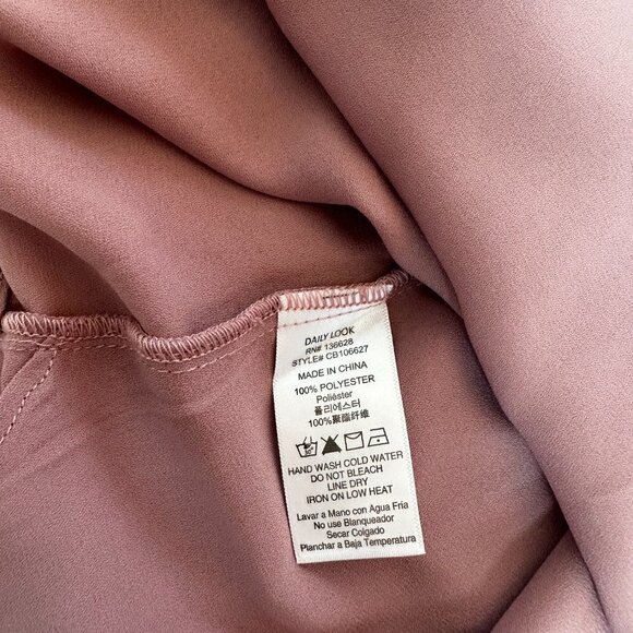 NWT Daily Look New Off-Shoulder Mauve Pink Blouse Size Small - Picture 8 of 8